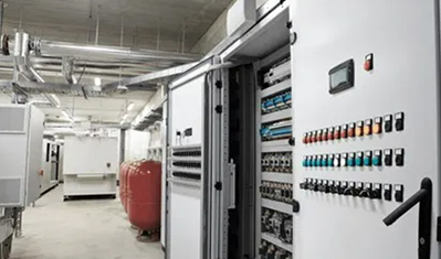 چرا PLC های یوکوگاوا برای کنترل فرآیندهای حیاتی مورد اعتماد هستند؟