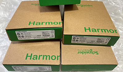 PLC های اشنایدر الکتریک چگونه با هانیول و فاکسبورو مقایسه می‌شوند؟